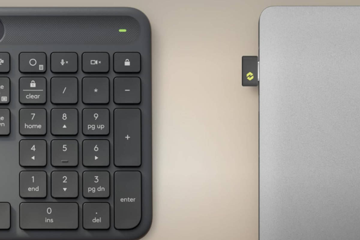 Logitech Signature Slim Solar+ K980. Imagen: Logitech
