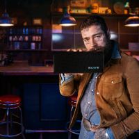 Sony lanza nuevos altavoces ULT POWER SOUND con Post Malone