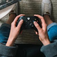 Mando inalámbrico Xbox Carbon Black: análisis del controller oficial más versátil de Microsoft